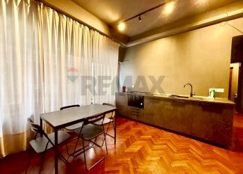 Sala da pranzo - Quadrilocale Via Principe di Belmonte
 
94, Palermo - foto 22