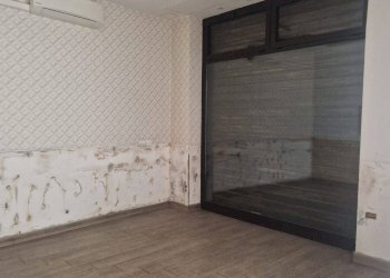 Foto 2 - Commercial Premises corso europa, Avellino - photo 2