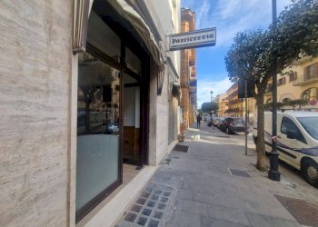 Foto 3 - Commercial Premises corso europa, Avellino - photo 3