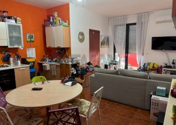 Sala da pranzo - Trilocale Via delle Mammole
 
34, Modugno - foto 2