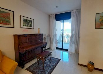 Soggiorno - Appartamento Corso Umberto I
 
450/B, Montesilvano - foto 12