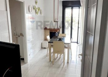 Sala da pranzo - Appartamento Corso Umberto I
 
450/B, Montesilvano - foto 25