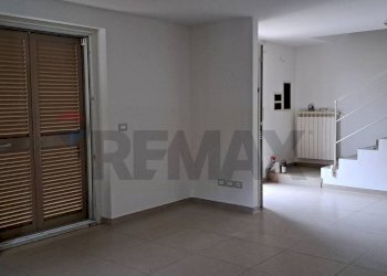 Stanza vuota - Villa Bifamiliare Via Alcide De Gaspari, Montesilvano - foto 19