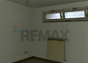 Stanza vuota - Villa Bifamiliare Via Alcide De Gaspari, Montesilvano - foto 24