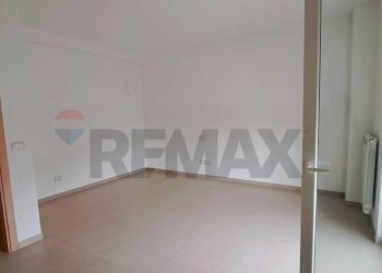 Stanza vuota - Villa Bifamiliare Via Alcide De Gaspari, Montesilvano - foto 30