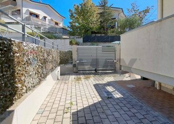 Terrazza - Villa Bifamiliare Via Passo Rolle
 
10/3, Montesilvano - foto 6