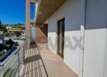 Balcone - Villa Bifamiliare Via Passo Rolle
 
10/3, Montesilvano - foto 7