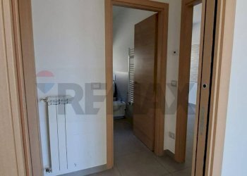 Hall / corridoio - Villa Bifamiliare Via Passo Rolle
 
10/3, Montesilvano - foto 15