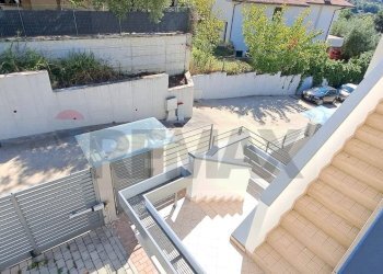 Terrazza - Villa Bifamiliare Via Passo Rolle
 
10/3, Montesilvano - foto 23