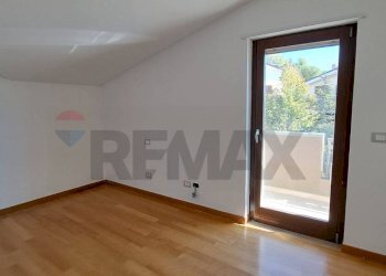 Stanza vuota - Villa Bifamiliare Via Passo Rolle
 
10/3, Montesilvano - foto 42