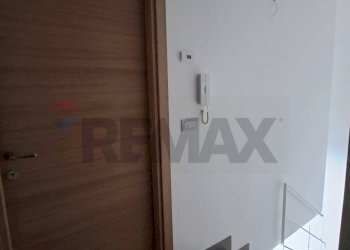 Camera / camera da letto - Villa Bifamiliare Via Passo Rolle
 
10/3, Montesilvano - foto 54