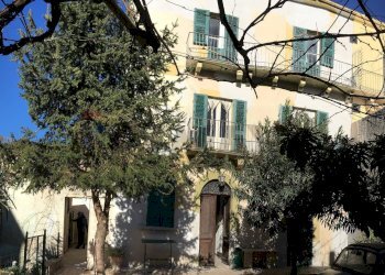 Edificio all\'aperto - Casa semi indipendente via Felice di Nicolantonio
 
16, Torre De' Passeri - foto 1