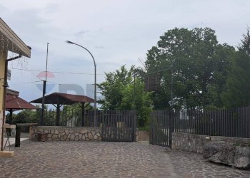 Casa all\'aperto - Attività Commerciale Rapino - foto 3