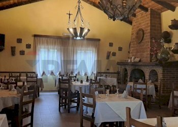 Sala da pranzo - Attività Commerciale Rapino - foto 4