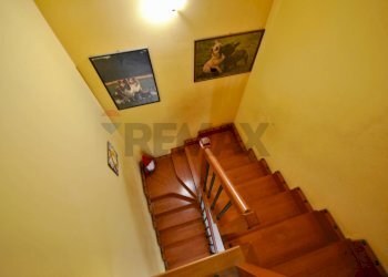 Scale - Villa Bifamiliare Contrada Lazzaretto
 
63, Ortona - foto 14