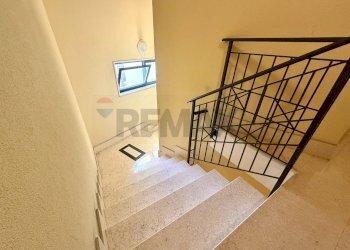 Scale - Villa Bifamiliare Contrada Lazzaretto
 
63, Ortona - foto 25