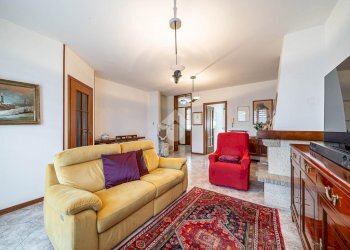 Villa a Schiera via Picasso, Sant'Ilario d'Enza - foto 7