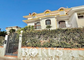 Foto 1 - Villa VIALE IMPERIA, Castel Volturno - foto 1