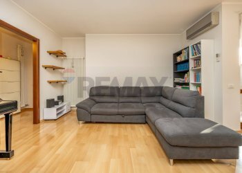 Soggiorno - Appartamento via gorizia
 
1D, Capriate San Gervasio - foto 3