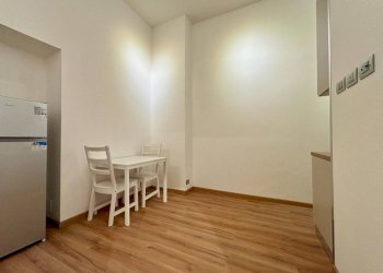 Camera da letto - Two-room apartment viale Berengario, Milano - photo 3
