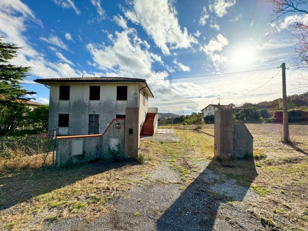 Facciata - Villa via Provinciale San Marino, Verucchio - photo 2