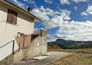 Facciata - Villa via Provinciale San Marino, Verucchio - photo 34