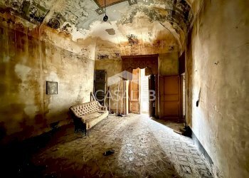 Foto 1 - Quadrilocale via marchiano
 
5, Carini - foto 1