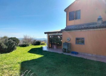 Giardino - Villa via Alcide De Gasperi, 1, Offagna - foto 5