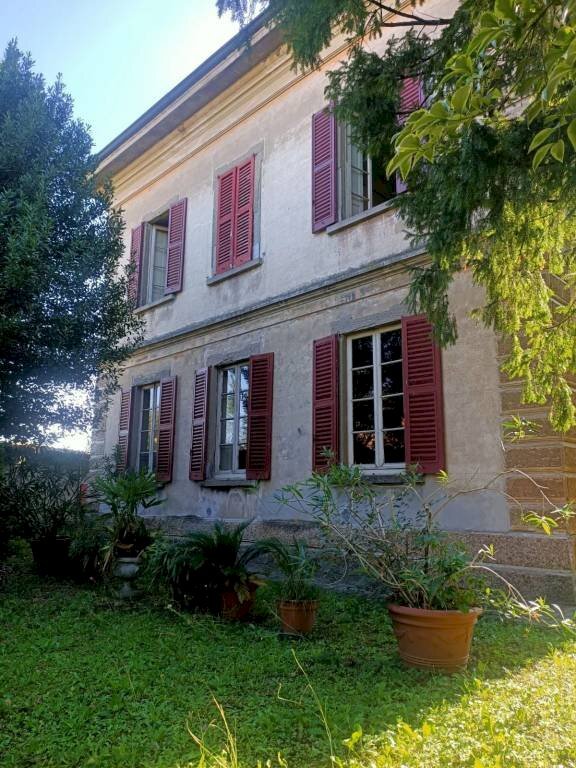 Facciata - Villa via Roma, 5, Fagnano Olona - photo 2