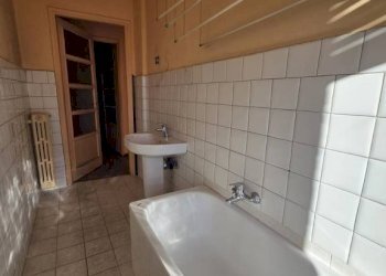 Bagno - Trilocale piazza Principe Eugenio, 14, Rivoli - foto 13