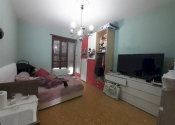 Camera da letto - Bilocale via Giovanni Paisiello, 38, Torino (zona Barriera Milano) - foto 10