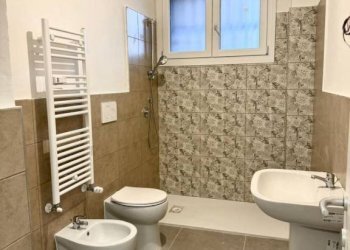 Bagno - Quadrilocale via Ernesto Cairoli, Varese (zona Biumo Inferiore) - foto 13