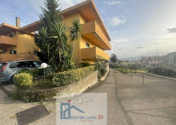 Foto 1 - Magazzino Via Crocevia Sala, Foglianise - foto 1