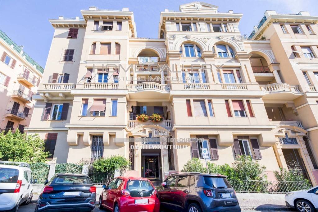 Facciata - Ufficio via Rodi, Genova (zona Albaro) - foto 1