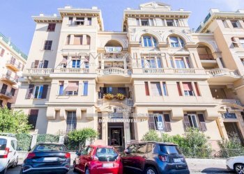 Facciata - Ufficio via Rodi, Genova (zona Albaro) - foto 1