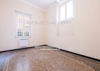 Camera da letto - Ufficio via Rodi, Genova (zona Albaro) - foto 4