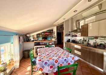 Cucina - Trilocale piazza Canonico Bella, 13, Carmagnola - foto 8