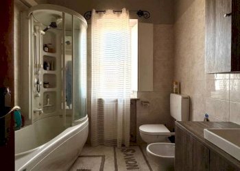 Bagno - Trilocale piazza Canonico Bella, 13, Carmagnola - foto 15