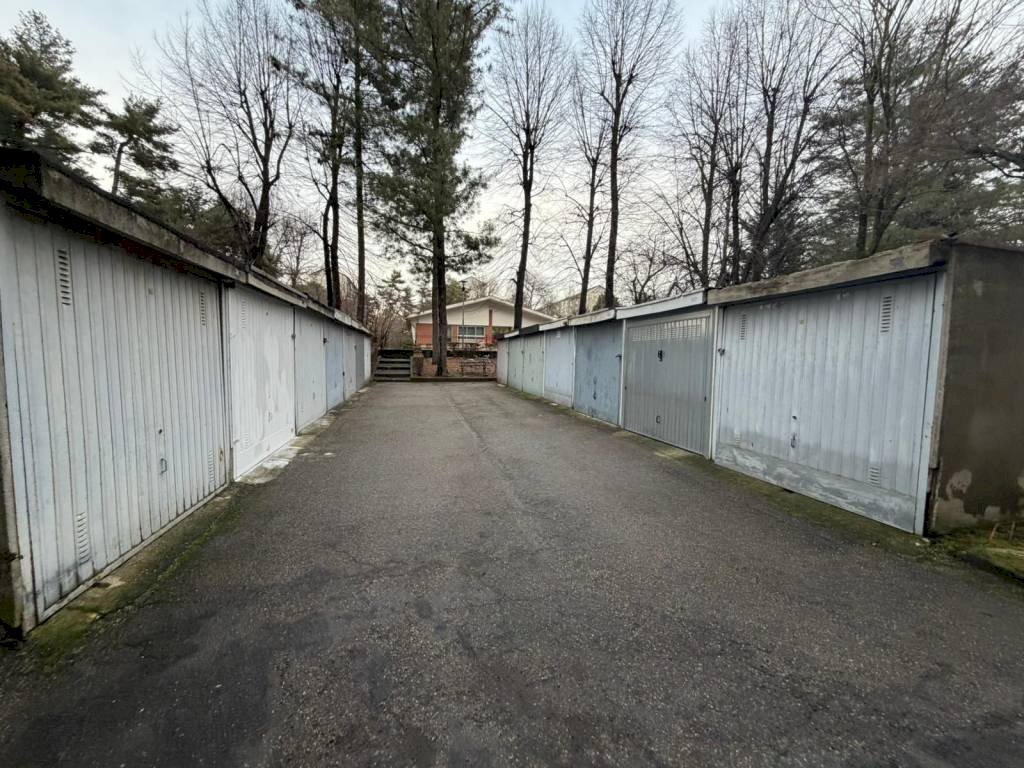 Box auto - Box strada del Drosso, 184, Torino (neighborhood Mirafiori Sud) - photo 2