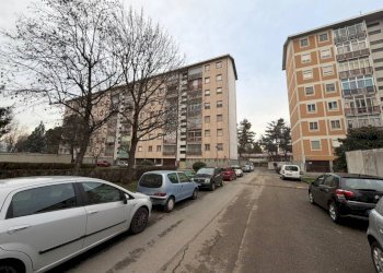 Zona - Box strada del Drosso, 184, Torino (neighborhood Mirafiori Sud) - photo 3