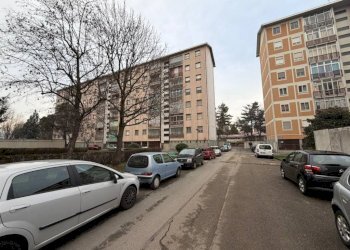 Zona - Box strada del Drosso, 184, Torino (neighborhood Mirafiori Sud) - photo 9