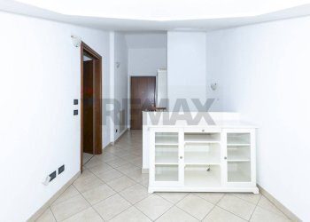 Hall / corridoio - Three-room apartment Via Giuseppe Monti
5, Milano - photo 18