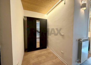 Hall / corridoio - One-room apartment via degli adimari
 
28, Roma - photo 9