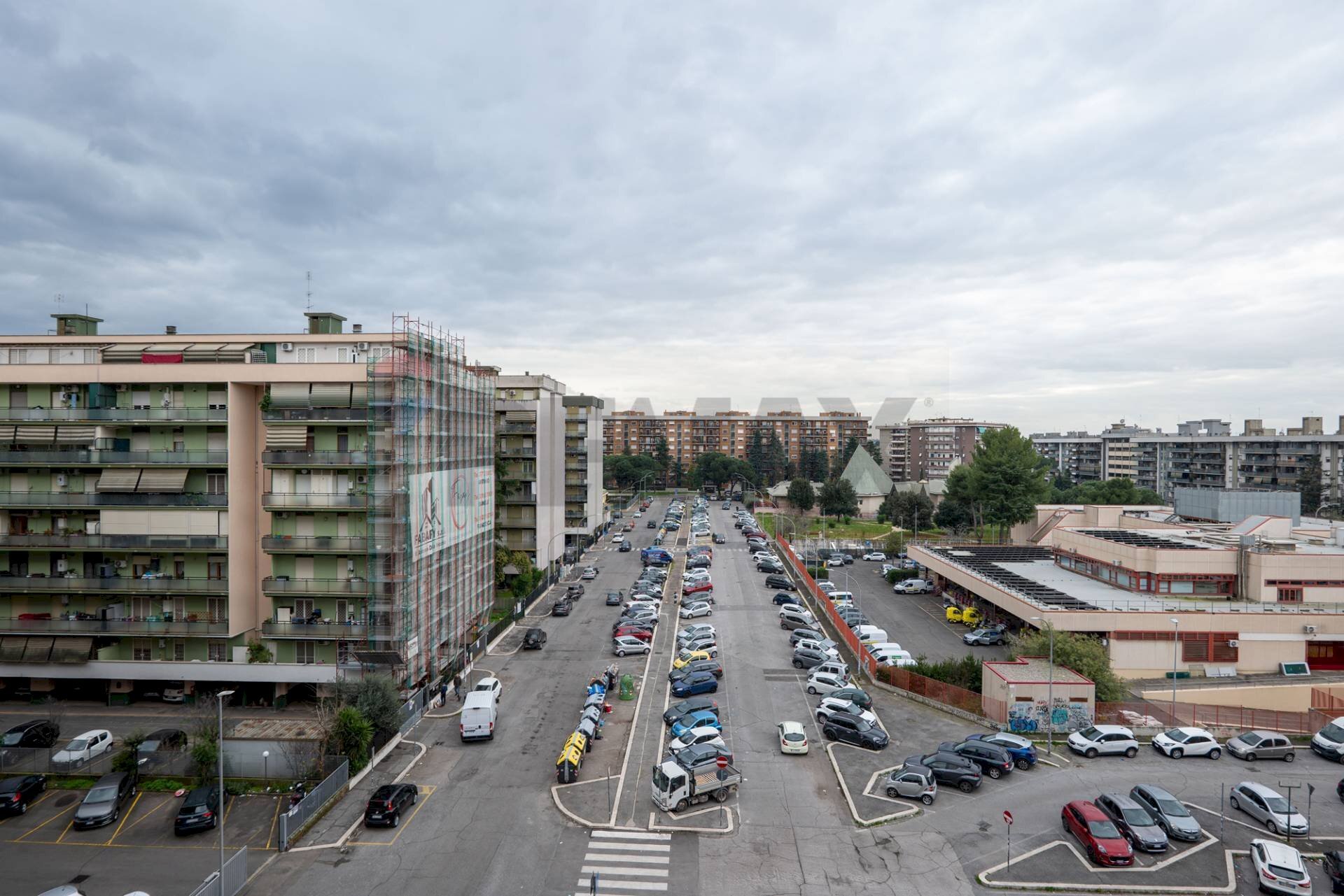 Edificio all\'aperto - Three-room apartment Via Libero Leonardi
 
137, Roma - photo 1