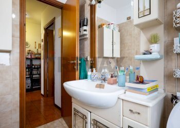 Bagno - Trilocale Via Libero Leonardi
137, Roma - foto 27