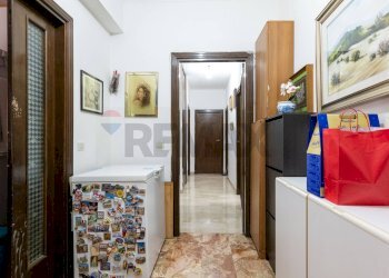 Hall / corridoio - Trilocale Via Monte Cervialto
143, Roma - foto 3