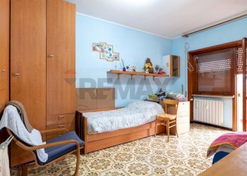 Camera / camera da letto - Trilocale Via Monte Cervialto
143, Roma - foto 14