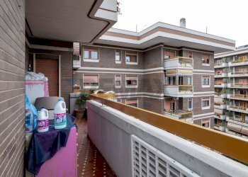 Balcone - Trilocale Via Monte Cervialto
143, Roma - foto 20