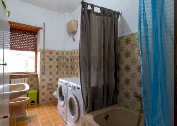 Bagno - Trilocale Via Monte Cervialto
143, Roma - foto 26