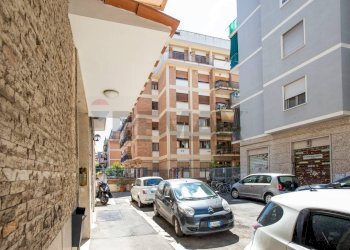 Edificio all\'aperto - Attico via giunio silano
 
18, Roma - foto 2